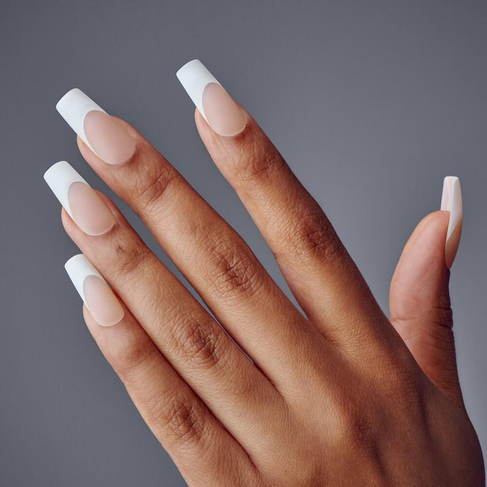 KISS Classy Nails - Movin'